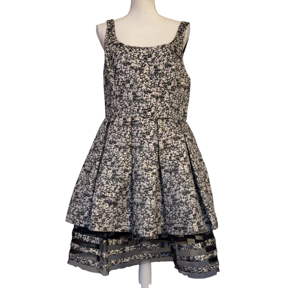 NWT SACHIN + BABI NOIR | MSRP $495 | Metallic Gold Black Fit & Flare Dress